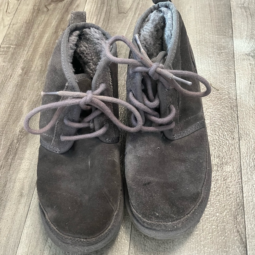Big kid size 4 Ugg boots grey